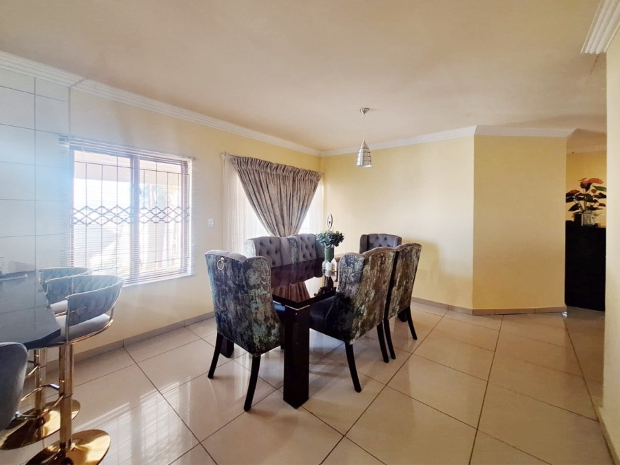 3 Bedroom Property for Sale in Melodie North West